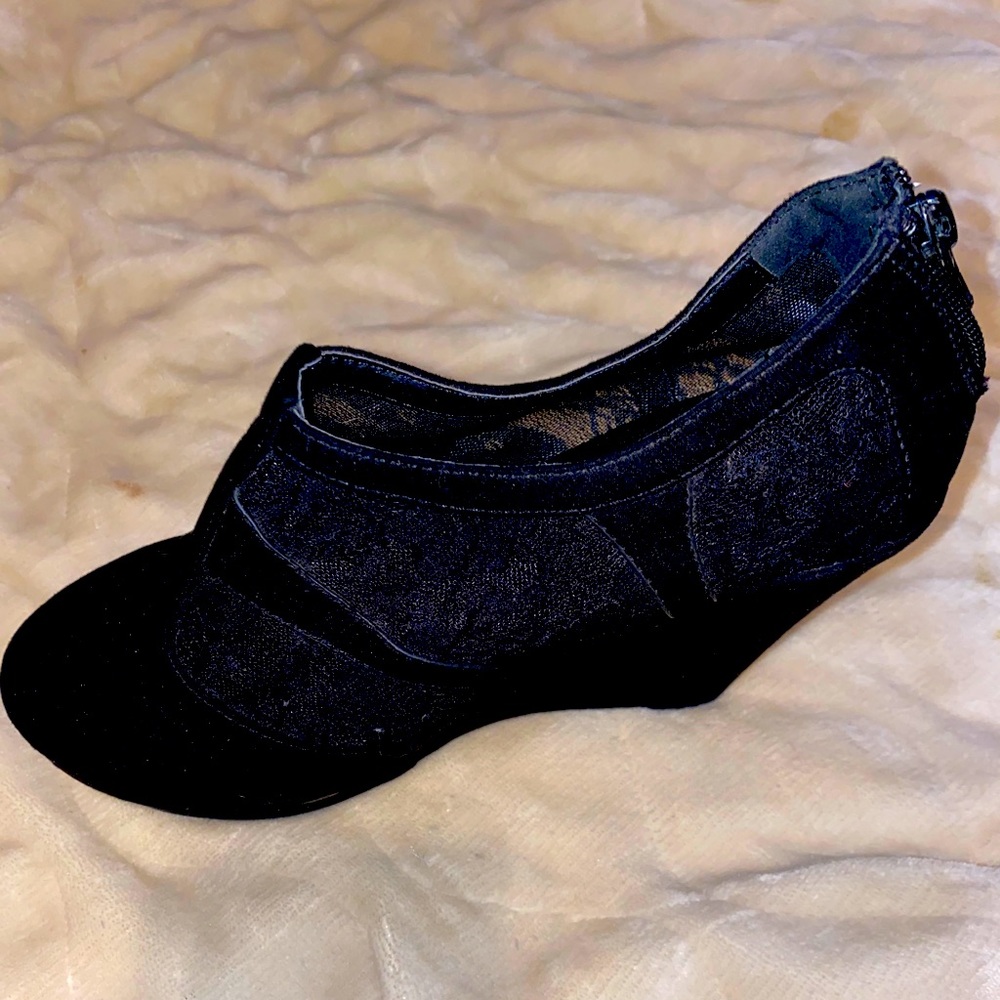 Torrid size 8 high wedge heels